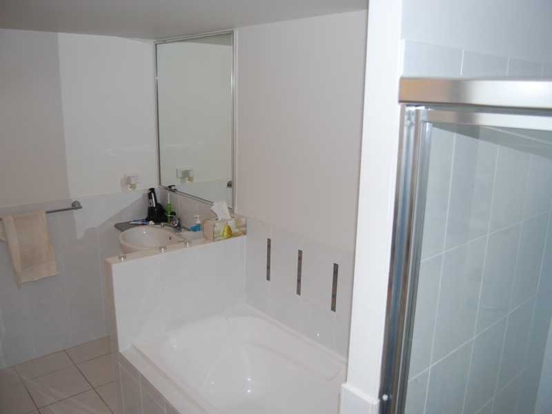 153/105 Scarborough Street, Southport QLD 4215