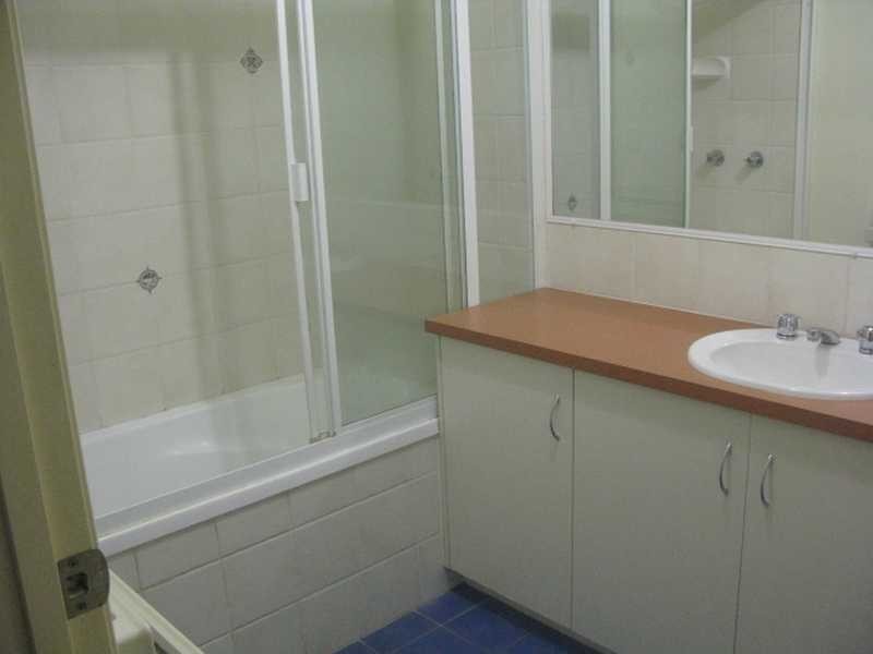 18 Harbourne Street, Rockhampton QLD 4700