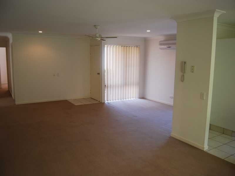 41/24 Amsonia Court, Arundel QLD 4214