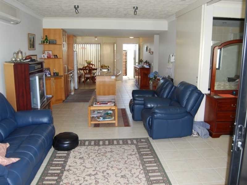 Unit/16/31 Railway Street, Southport QLD 4215