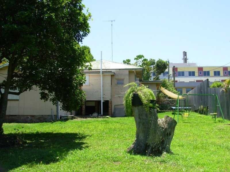 26 Spendlove Street, Southport QLD 4215