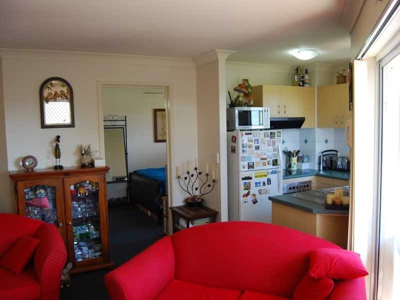 Unit/90/148 Marine Parade, Southport QLD 4215