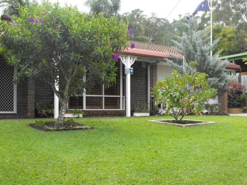 35 Bushmead Street, Nerang QLD 4211