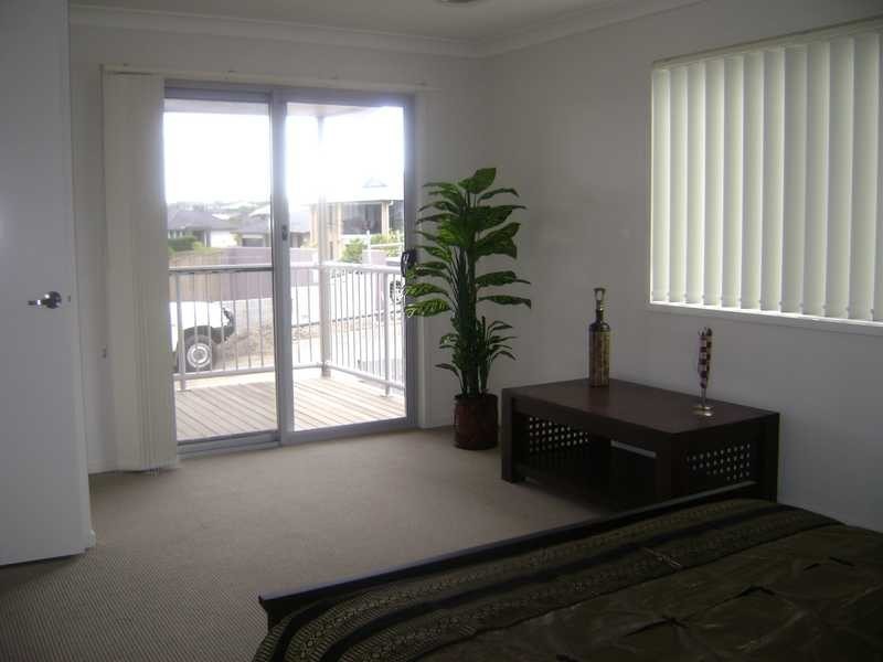 2 Sangster Crescent, Pacific Pines QLD 4211