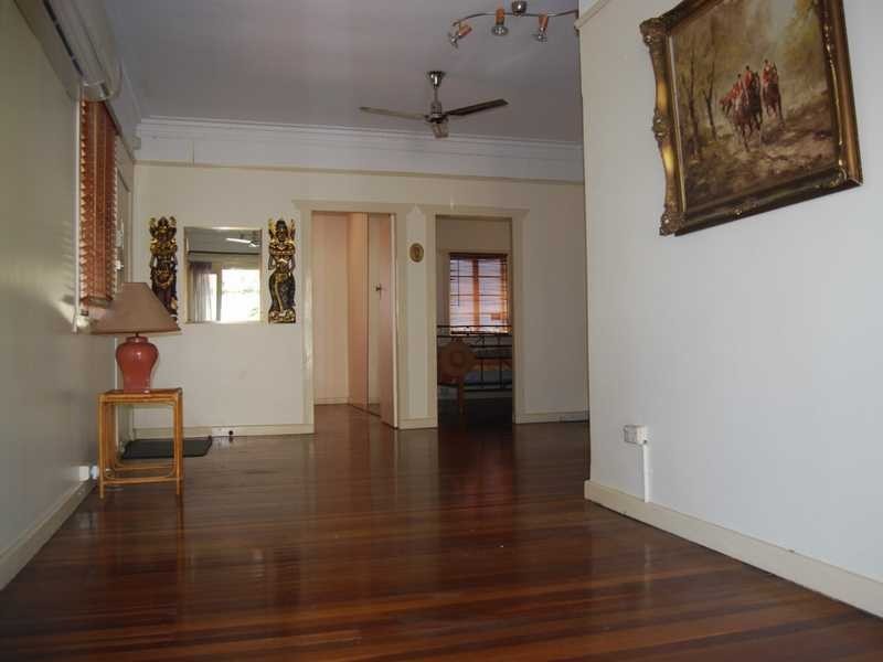 113 High Street, Southport QLD 4215