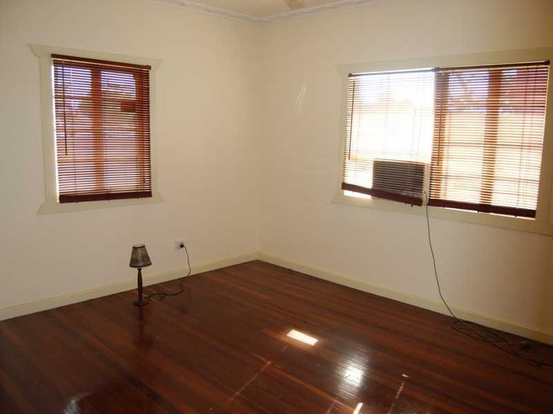 113 High Street, Southport QLD 4215