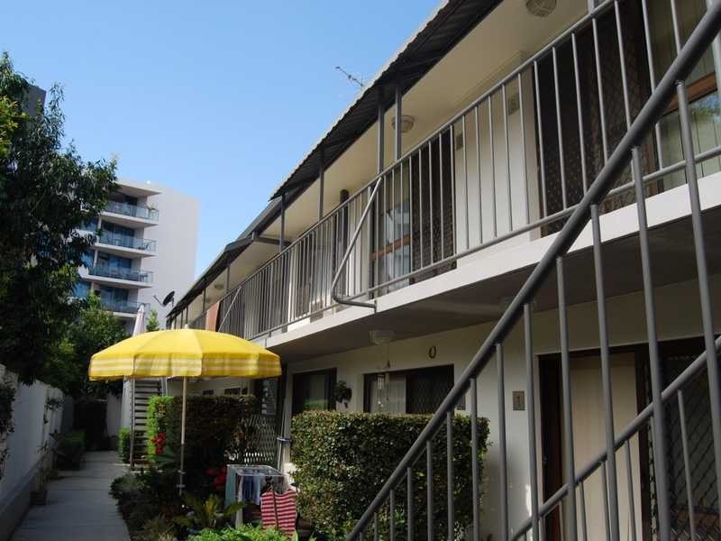 1/31 Brighton Street, Biggera Waters QLD 4216