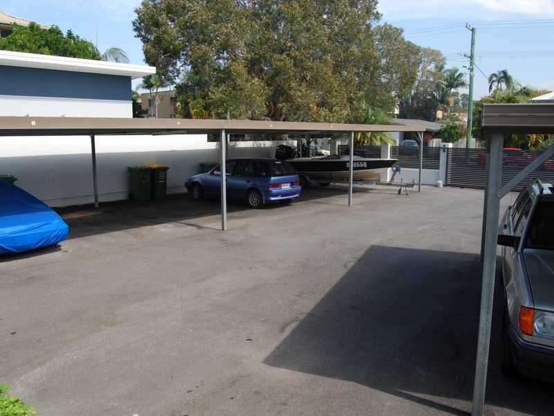 1/31 Brighton Street, Biggera Waters QLD 4216