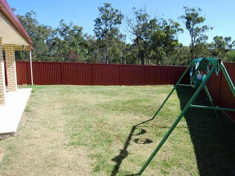 65 Zane Street, Molendinar QLD 4214