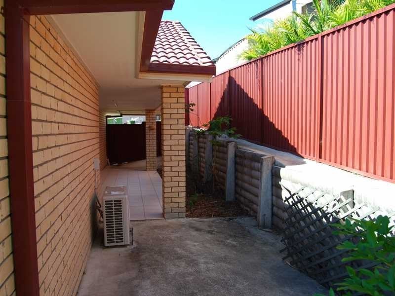 65 Zane Street, Molendinar QLD 4214