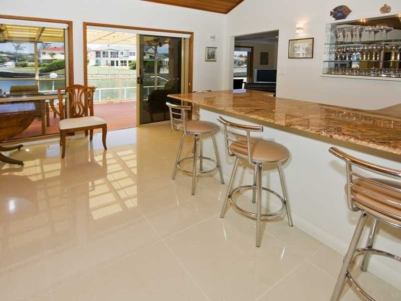 37 Cockleshell Crt, Runaway Bay QLD 4216