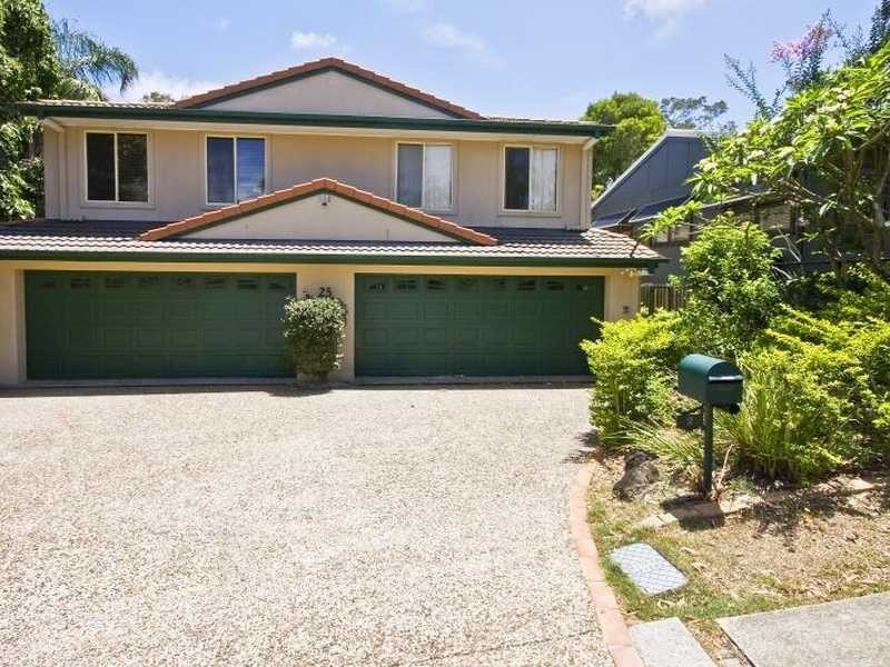 2 / 25 Charlton Street, Southport QLD 4215