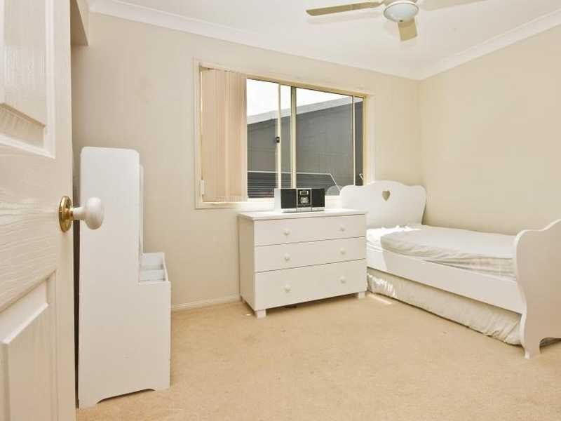 2 / 25 Charlton Street, Southport QLD 4215