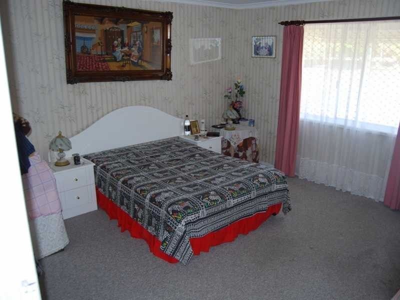 17 Petra Street, Southport QLD 4215