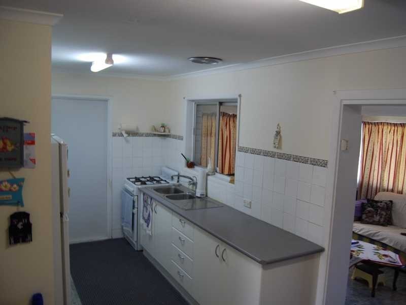 17 Petra Street, Southport QLD 4215