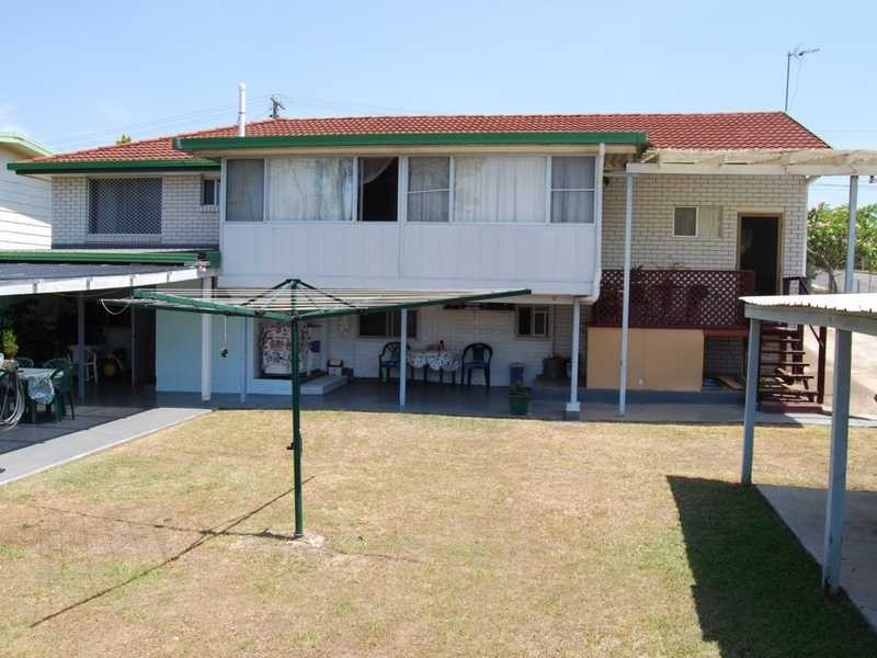 17 Petra Street, Southport QLD 4215