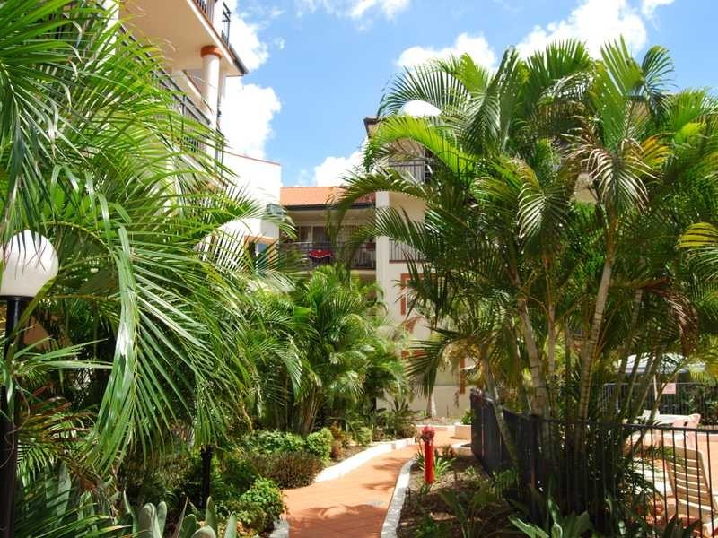 92/148 Marine Parade, Southport QLD 4215