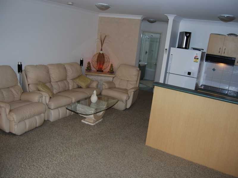 92/148 Marine Parade, Southport QLD 4215