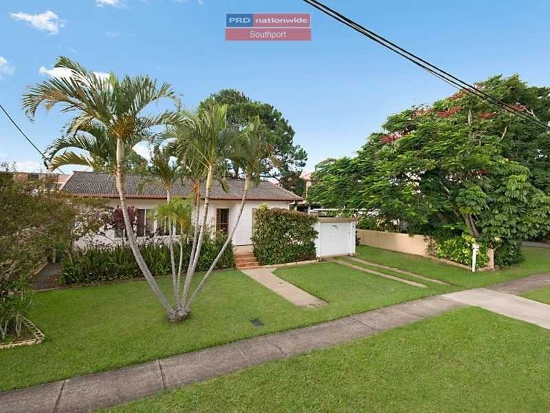 37-39 Eugaree Street, Southport QLD 4215