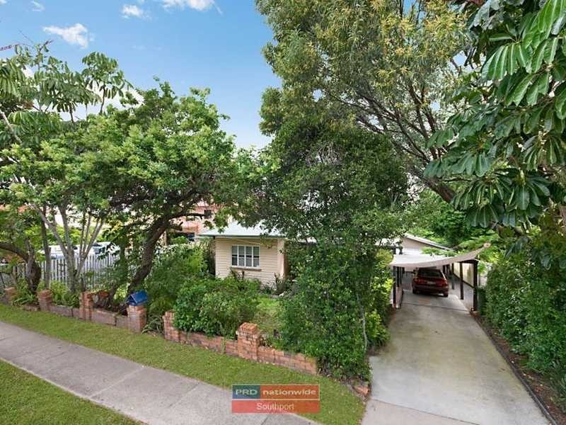 37-39 Eugaree Street, Southport QLD 4215