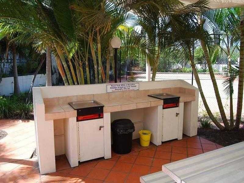 Unit 44/148 Marine Parade, Southport QLD 4215