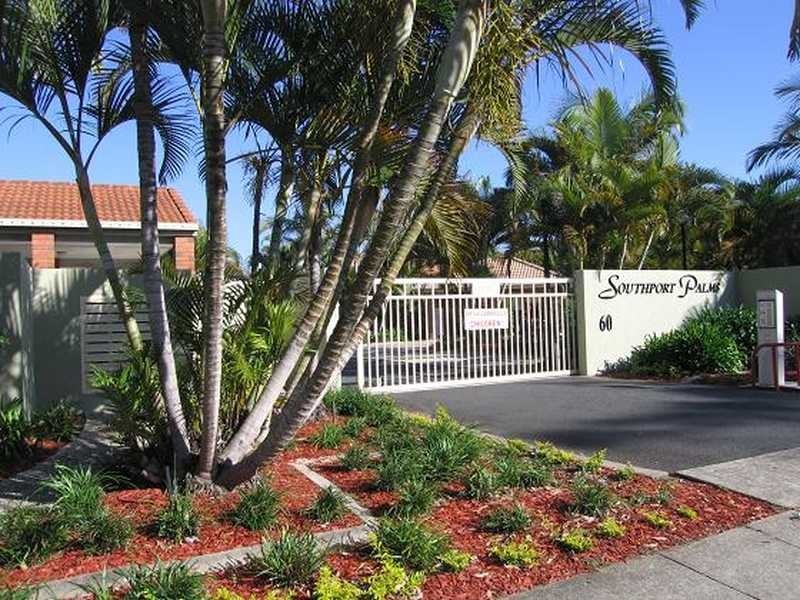 Unit 32/60 Whitby Street, Southport QLD 4215