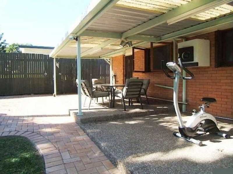 23 Jane Street, Southport QLD 4215