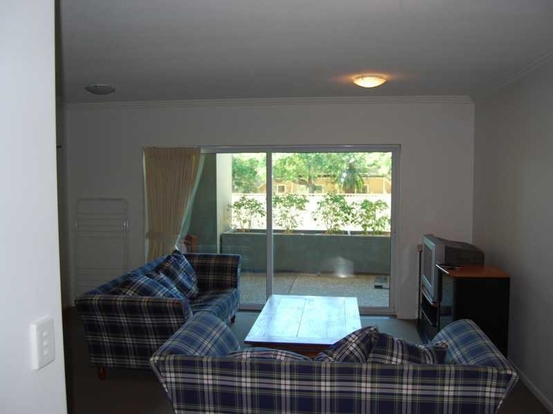 Unit 3/18 Rose, Southport QLD 4215