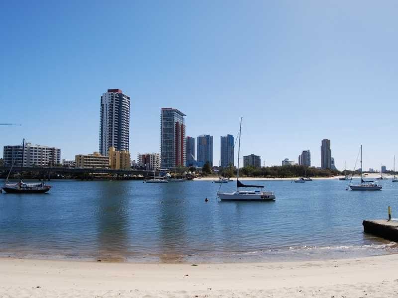 Unit 3/13D Wyndham Ave, Southport QLD 4215