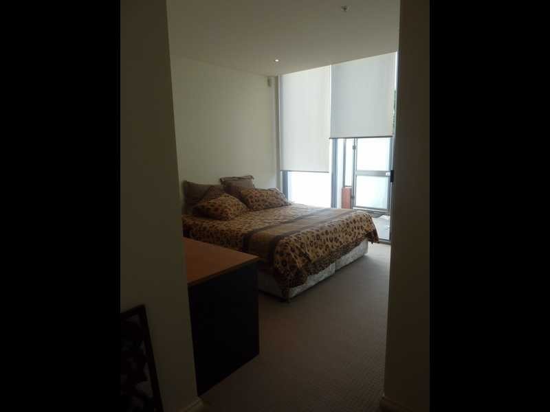 Unit 215/3 Como Crescent, Southport QLD 4215