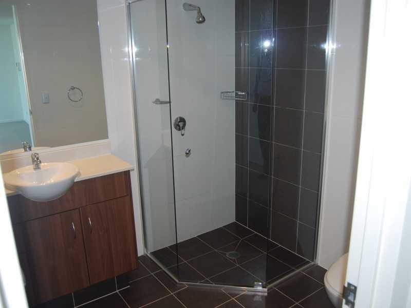 Unit 1006/1 Como Crescent, Southport QLD 4215