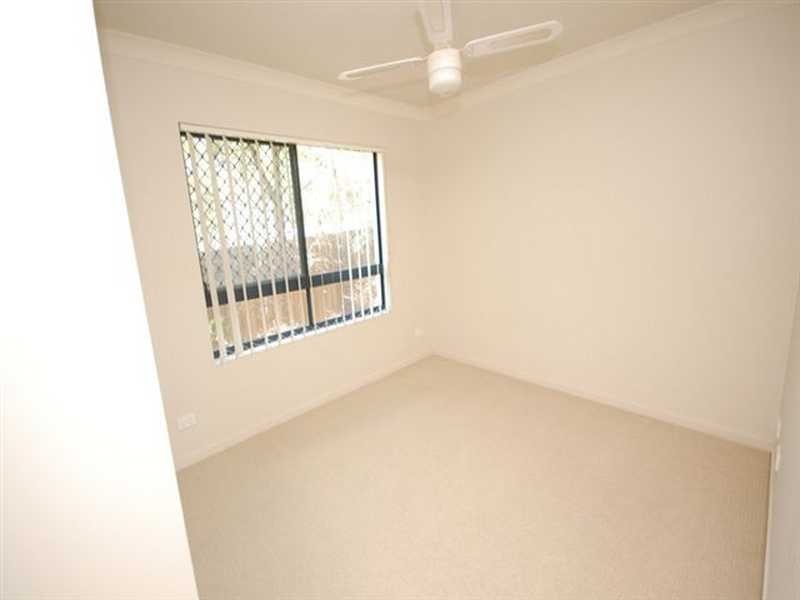 Unit 8/46 Lenneberg Street, Southport QLD 4215