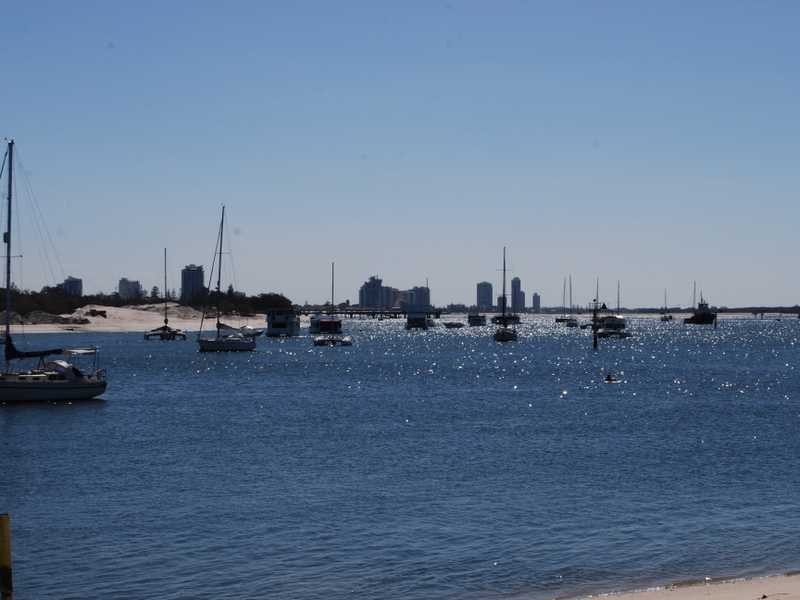 Unit 8/46 Lenneberg Street, Southport QLD 4215