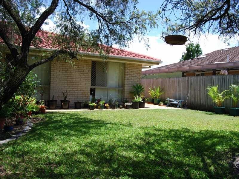 Unit 1/17 Coventry Court, Labrador QLD 4215