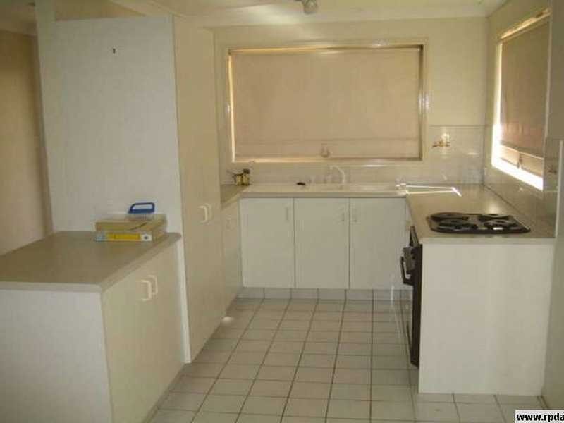 Unit 1/17 Coventry Court, Labrador QLD 4215