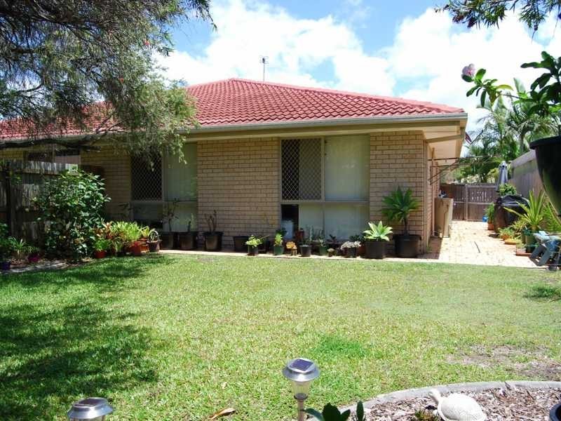 Unit 1/17 Coventry Court, Labrador QLD 4215