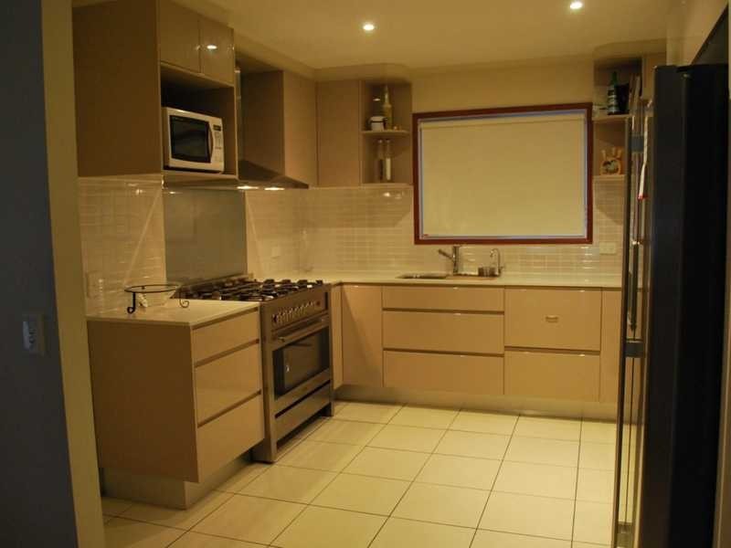 40 Ashgrove Avenue, Runaway Bay QLD 4216