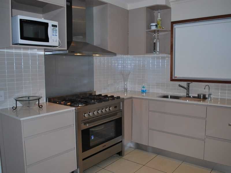 40 Ashgrove Avenue, Runaway Bay QLD 4216