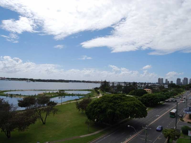 81/106 Marine Parade, Southport QLD 4215