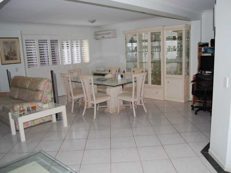 64/3 Arundel Drive, Arundel QLD 4214