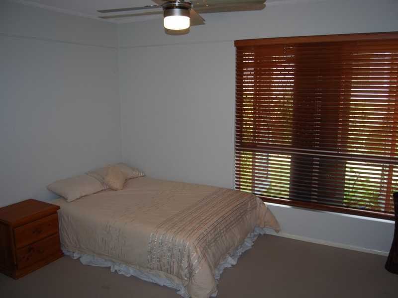 Unit 2/128 Marine Parade, Southport QLD 4215