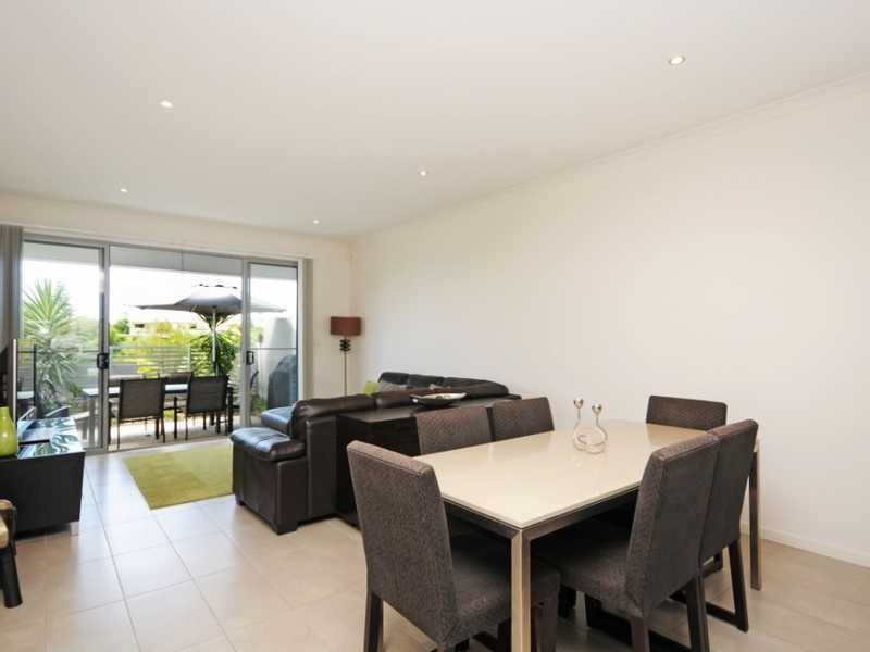 Unit 20/31 Port Peyra, Varsity Lakes QLD 4227