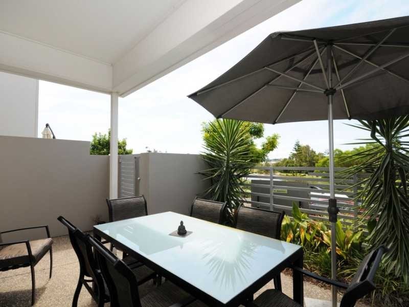 Unit 20/31 Port Peyra, Varsity Lakes QLD 4227