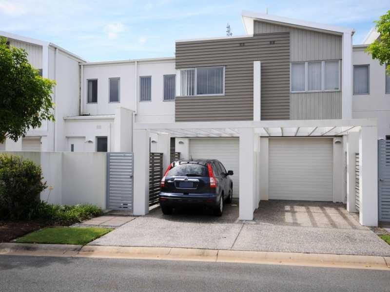 Unit 20/31 Port Peyra, Varsity Lakes QLD 4227