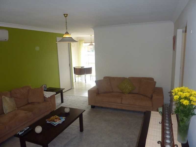 Unit 2/5 Pamela Court, Labrador QLD 4215