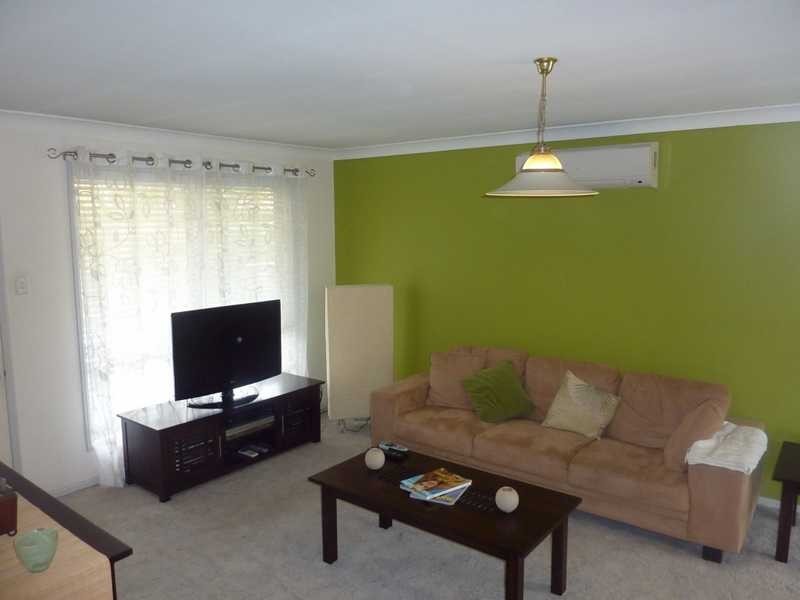 Unit 2/5 Pamela Court, Labrador QLD 4215