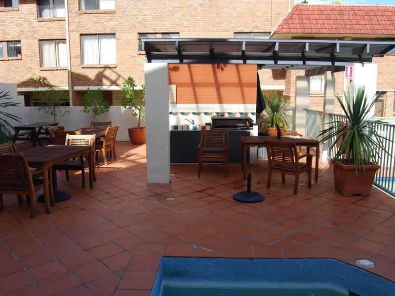 Unit 12/7 Robert Street, Labrador QLD 4215