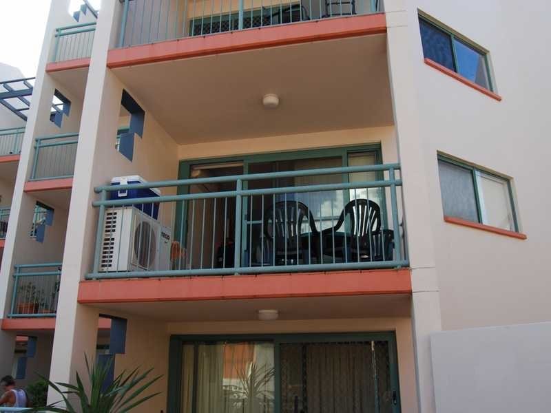 Unit 12/7 Robert Street, Labrador QLD 4215