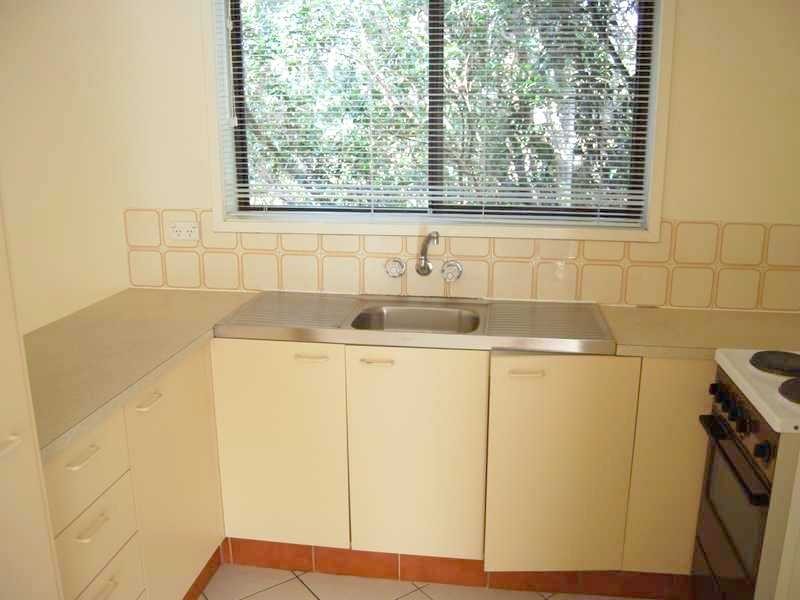 Unit 14/28 Hunter Avenue, Labrador QLD 4215