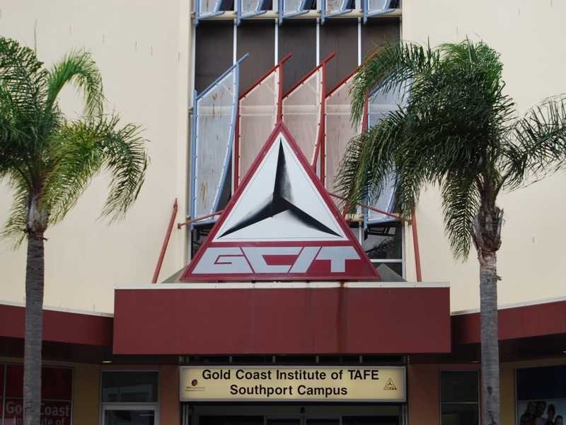 Unit 2/126 Marine Parade, Southport QLD 4215